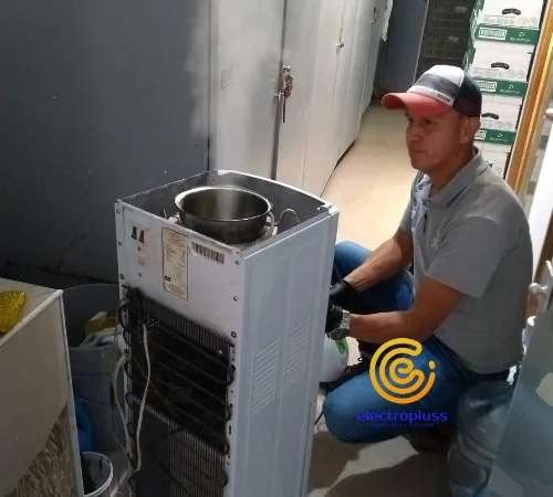 desinfección_y_mantenimiento_de_dispensadores_de_agua